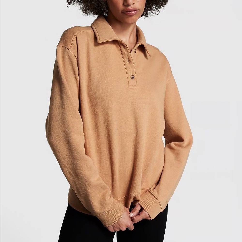 NWOT PINK VS Everyday Fleece Polo Sweatshirt